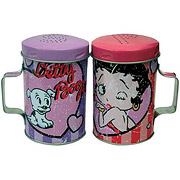 Betty Boop Betty and Pudgy Hearts Tin Salt & Pepper Shakers